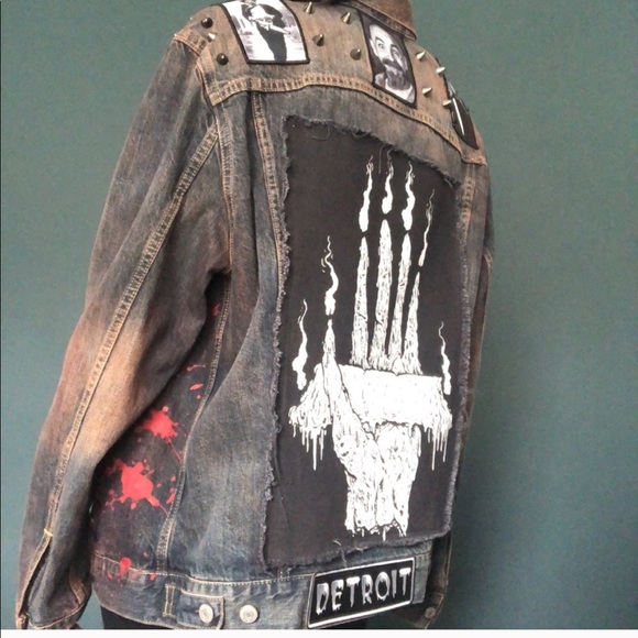 Levi's Jackets & Blazers - Levi’s denim jacket